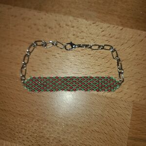 Elegant Green and Red Beaded Bracelet